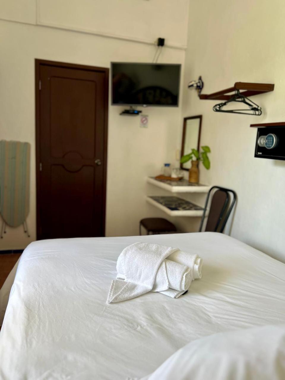 Hotel Mary Carmen Cozumel Exteriör bild